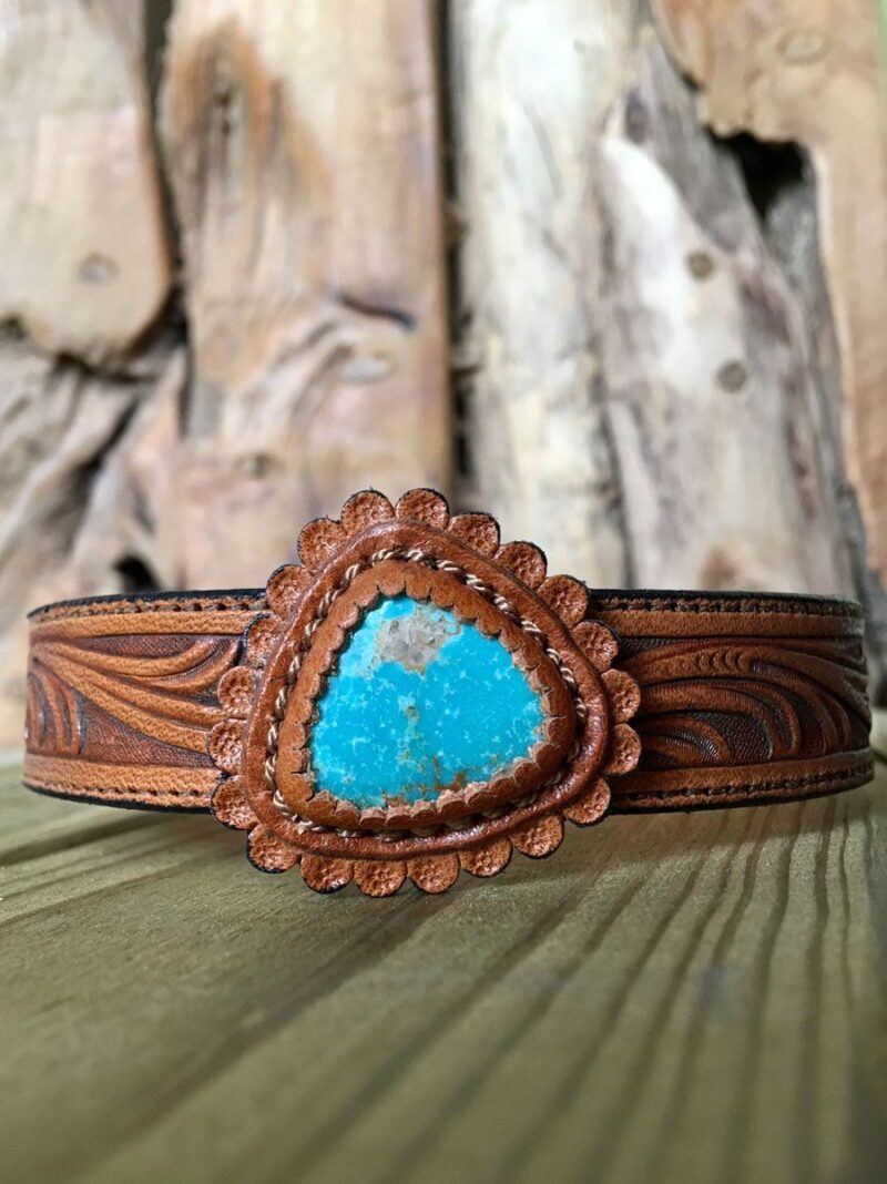 ChockerCountryTurquesa4.jpg Chocker de piel repujada con gran turquesa de J.Forks