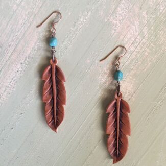 Pendientes de piel