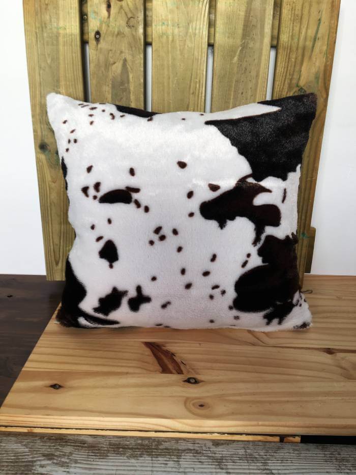 Cojín con Print de Vaca Cozy Lodge Cojín con Print de Vaca Cozy Lodge