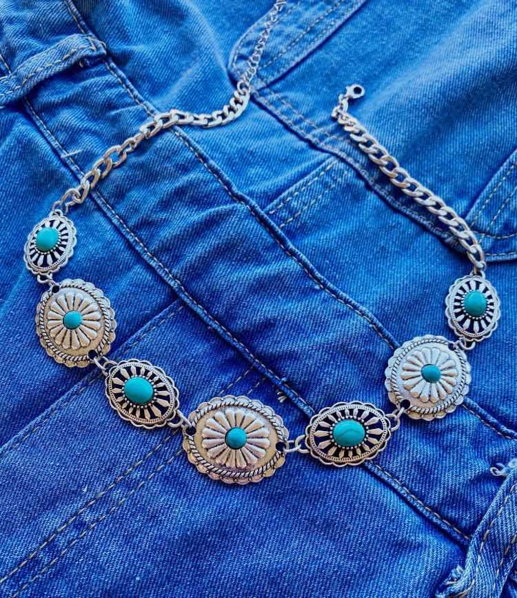 collar-de-conchos-vaqueros-peoria-I collar-de-conchos-vaqueros-peoria-estilo-boho-chic-con-turquesas-que-tambien-es-chocker-estilo-rockero-y-boho-chic