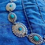 collar-de-conchos-vaqueros-peoria-estilo-boho-chic-con-turquesas-que-tambien-es-chocker-estilo-rockero-y-boho-chic
