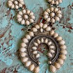 collar-squash-blossom-con-pendientes-a-juego-estilo-boho-chic-y-western