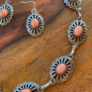 collar-y-pendientes-de-conchos-country-plata-y-coral-estilo-rockero-y-boho-chic-que-se-puede-usar-de-chocker