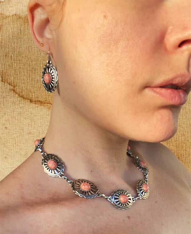 collar-y-pendientes-de-conchos-country-plata-y-coral-VI collar-y-pendientes-de-conchos-country-plata-y-coral-estilo-rockero-y-boho-chic-que-se-puede-usar-de-chocker