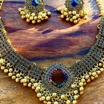 juego-de-collar-y-pendientes-con-bolitas-moctezuma-estilo-etnico-y-boho-chic-en-dorado-tipo-turco