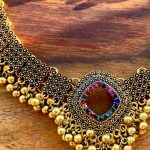 juego-de-collar-y-pendientes-con-bolitas-moctezuma-estilo-etnico-y-boho-chic-en-dorado-tipo-turco