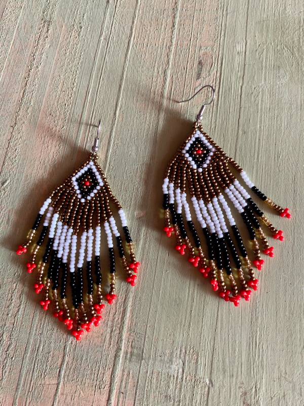 pendientes-de-cuentas-tejidas-bountiful-I pendientes-de-cuentas-tejidas-bountiful-I