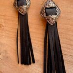 Pendientes negros de flecos deadwood
