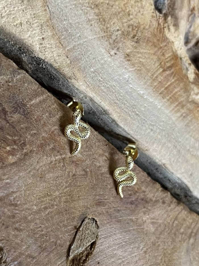 pendientes-serpiente-oro-pequeños pendientes-serpiente-oro-pequeños