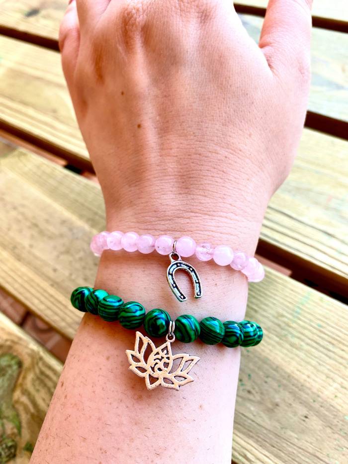 pulsera-de-cuarzo-rosa-con-herradura-dune-V pulsera-de-cuarzo-rosa-con-herradura-dune-I