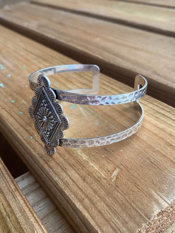 pulsera-plata-martilleada-vegas_III pulsera-plata-martilleada-vegas